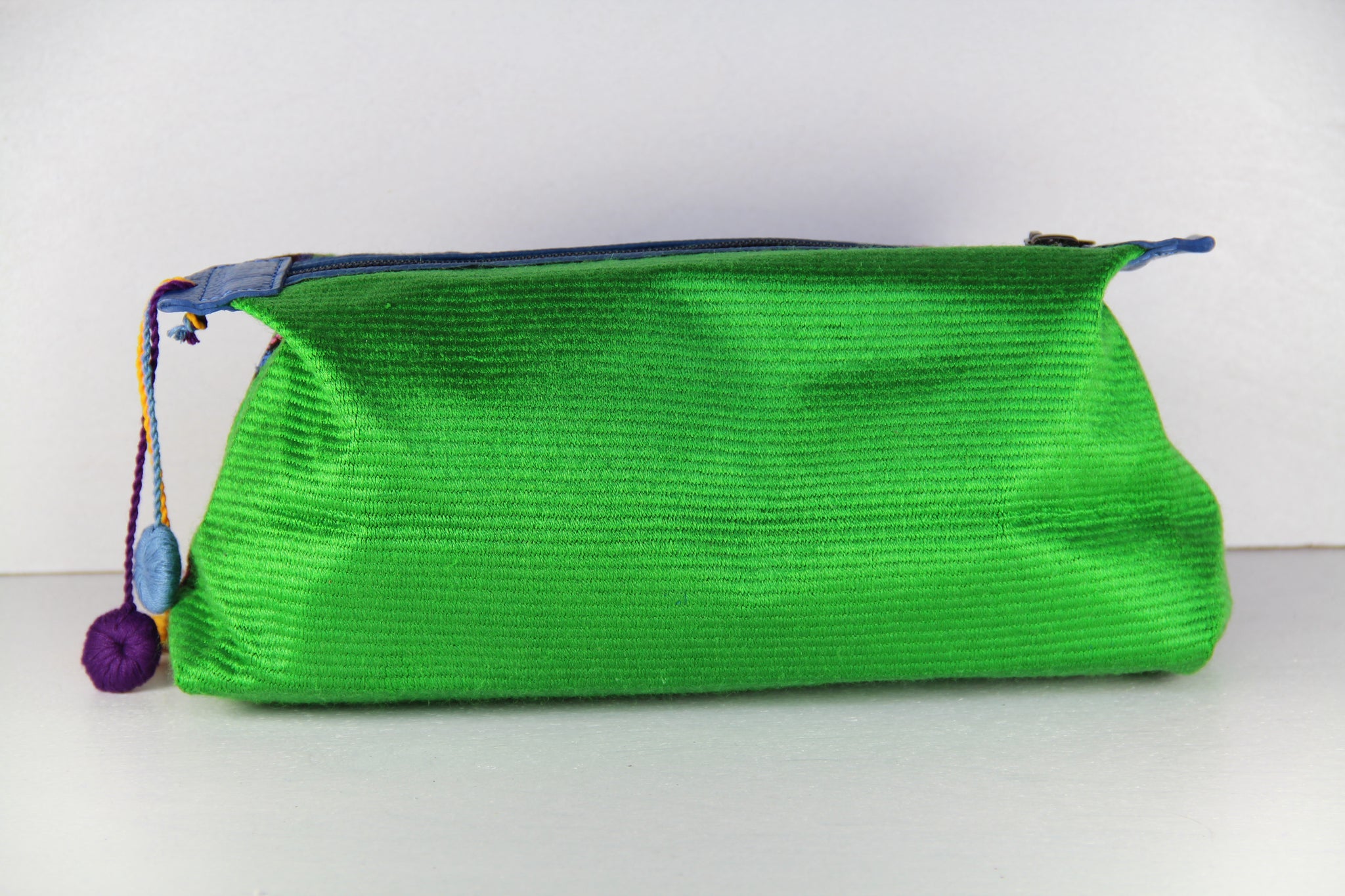 Marin Attaché