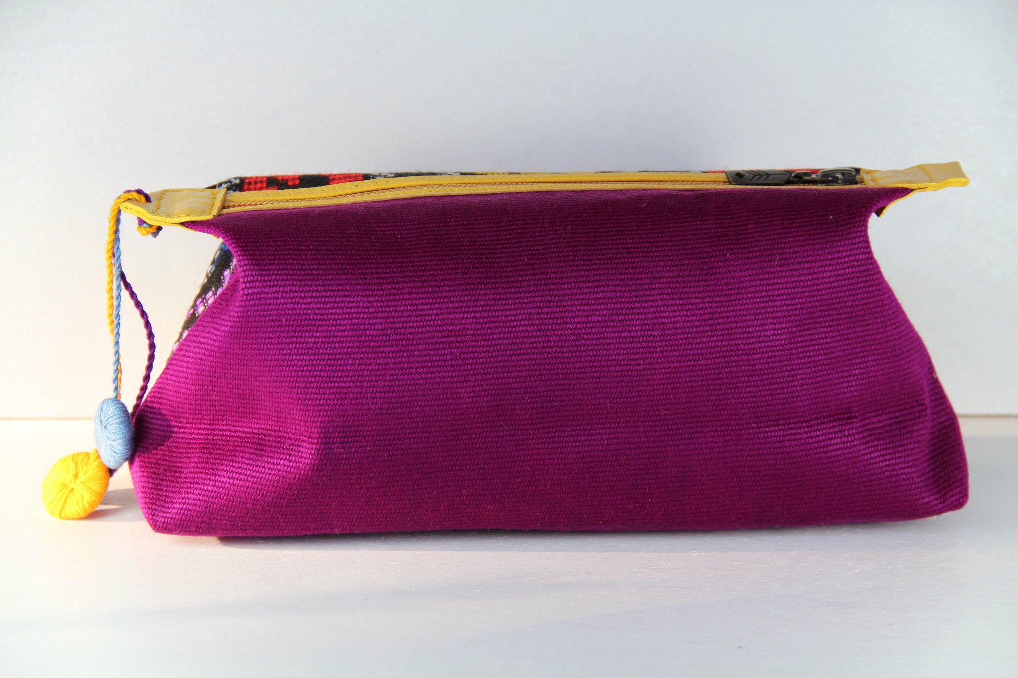 Marin Attaché