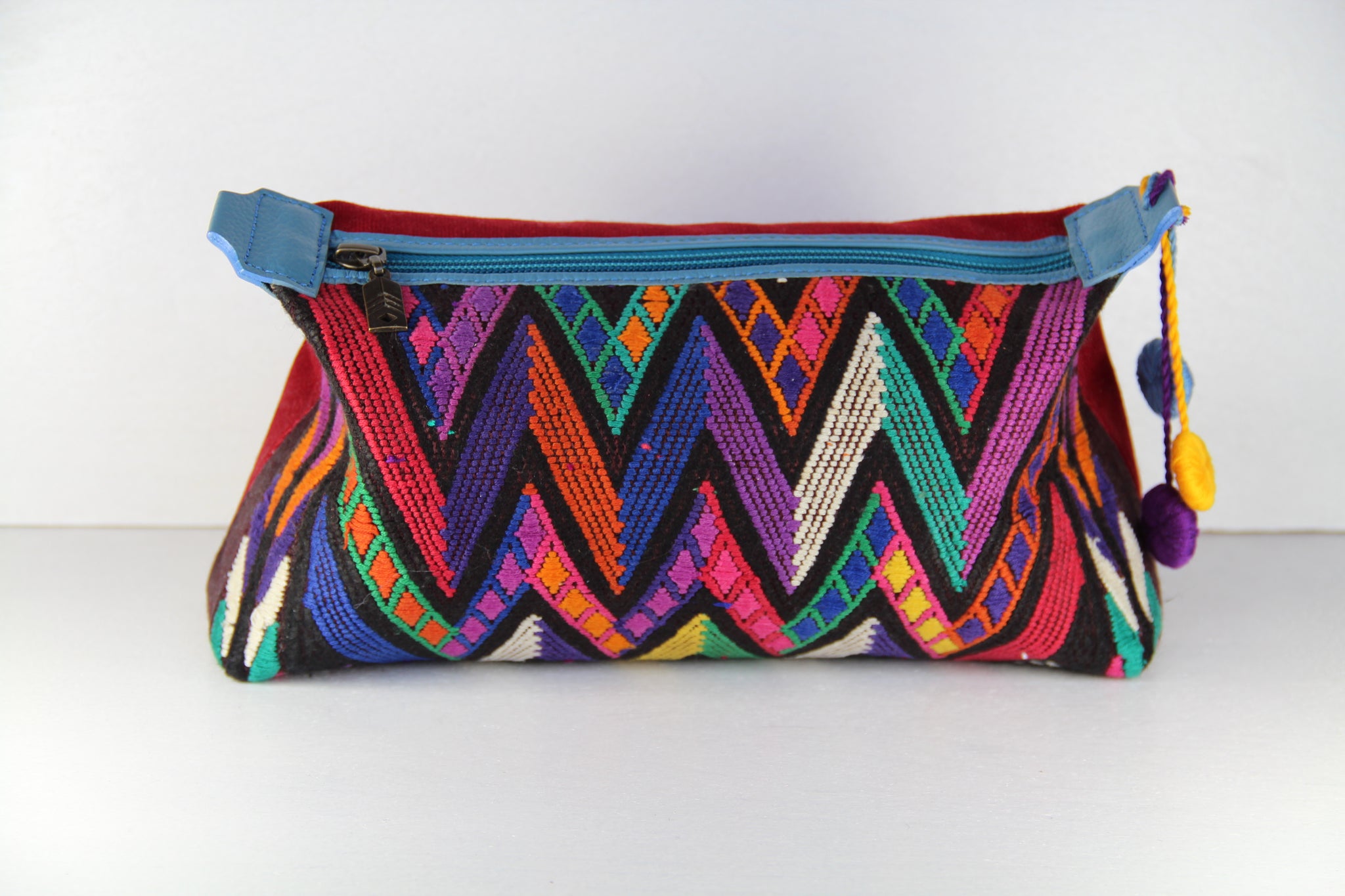 Marin Attaché